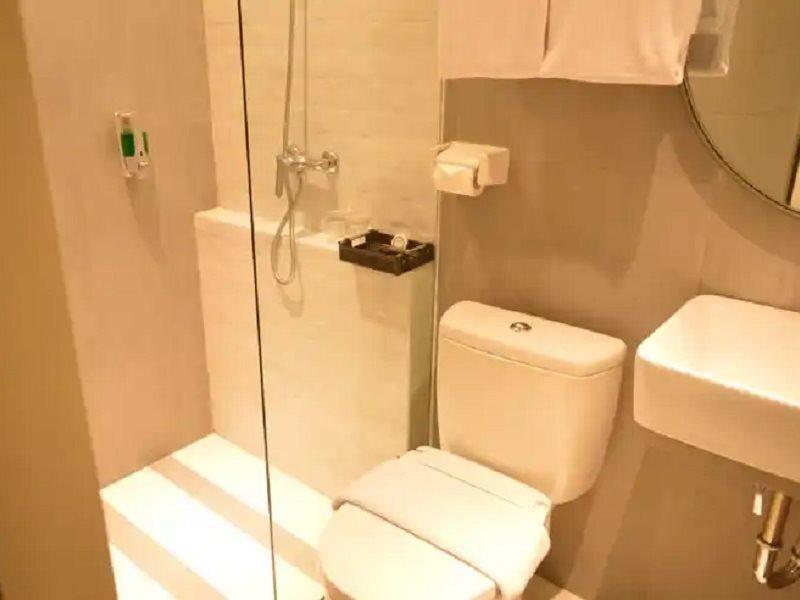 Front One Harvest Hotel Вонособо Екстер'єр фото